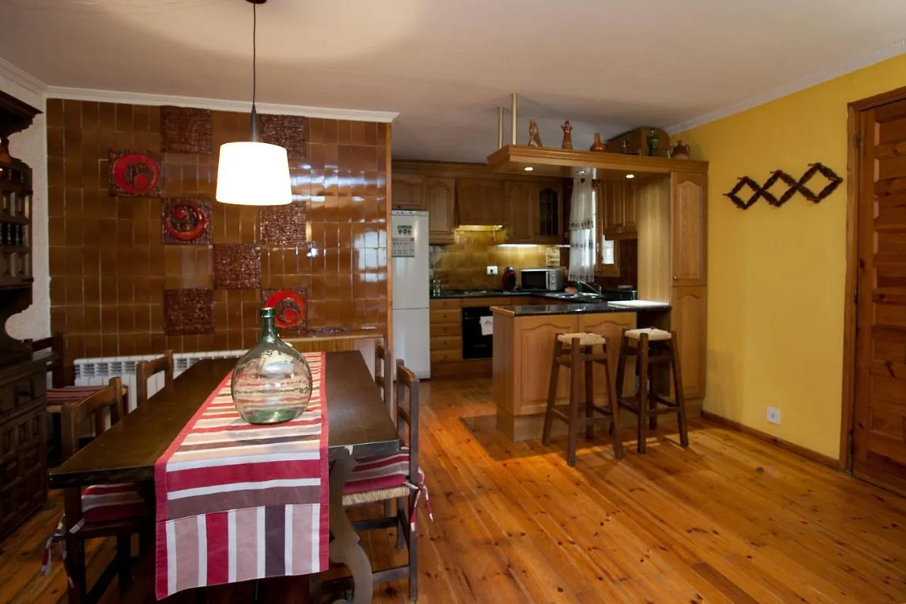 La Caseta Del Bosc De Sort Country house